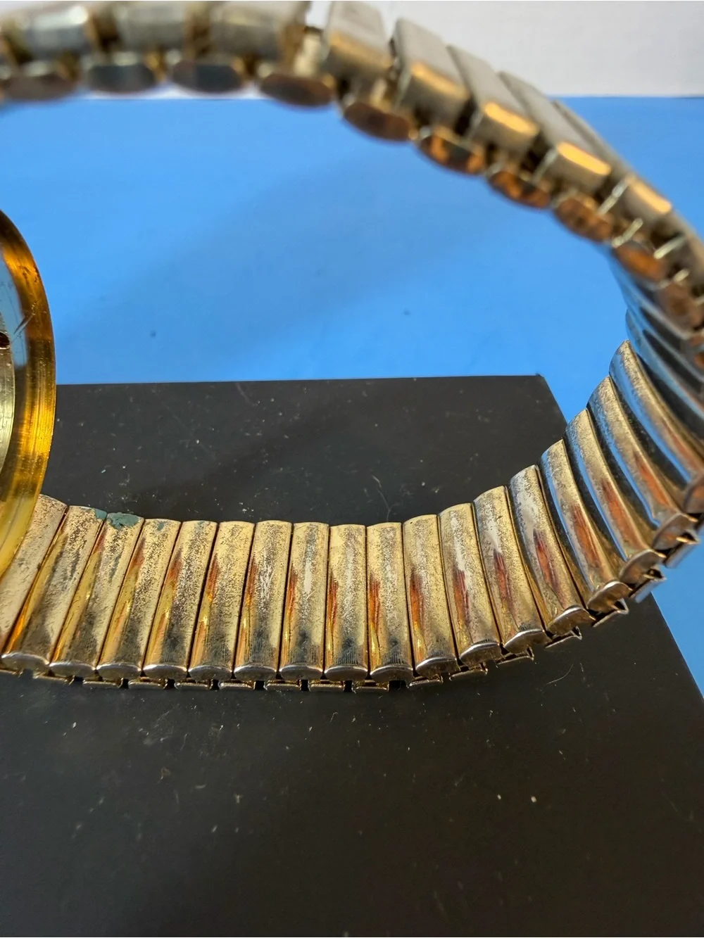 Gold and Silver Tone Men's Watch Case with Stretch Band